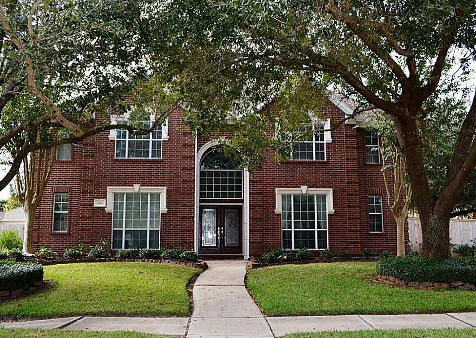 1st image of 2810 Pinebend Dr