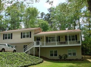 2813 Brackenwood Dr, Snellville, GA