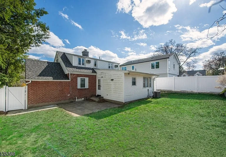 3 Vivian Ct — Photo 27