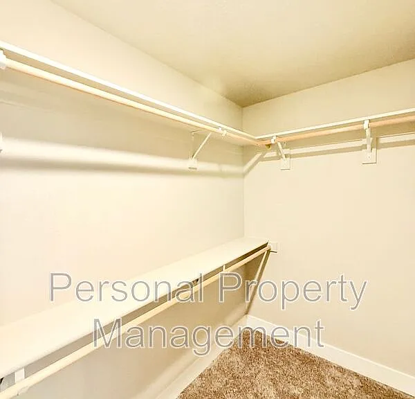 1530 NW 29th Pl — Photo 24
