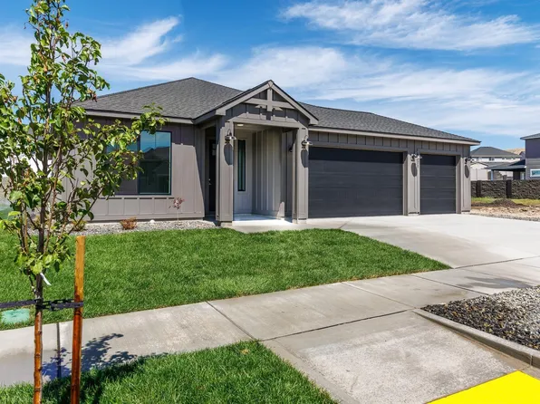 4770 White Dr, Richland, WA 99352