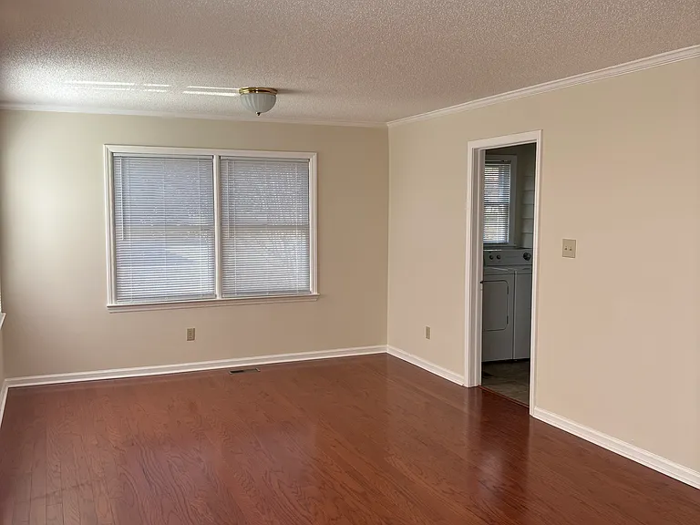 Fairview Rd — Photo 10