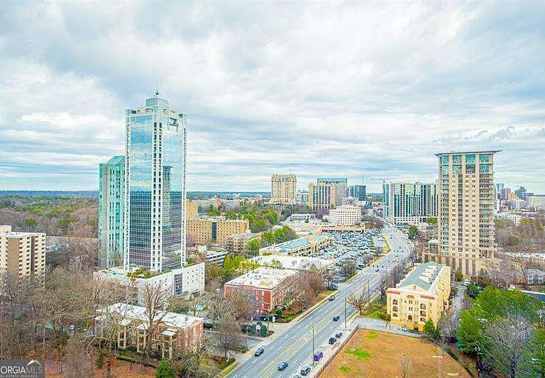 2795 Peachtree Rd NE #1909 — Photo 27
