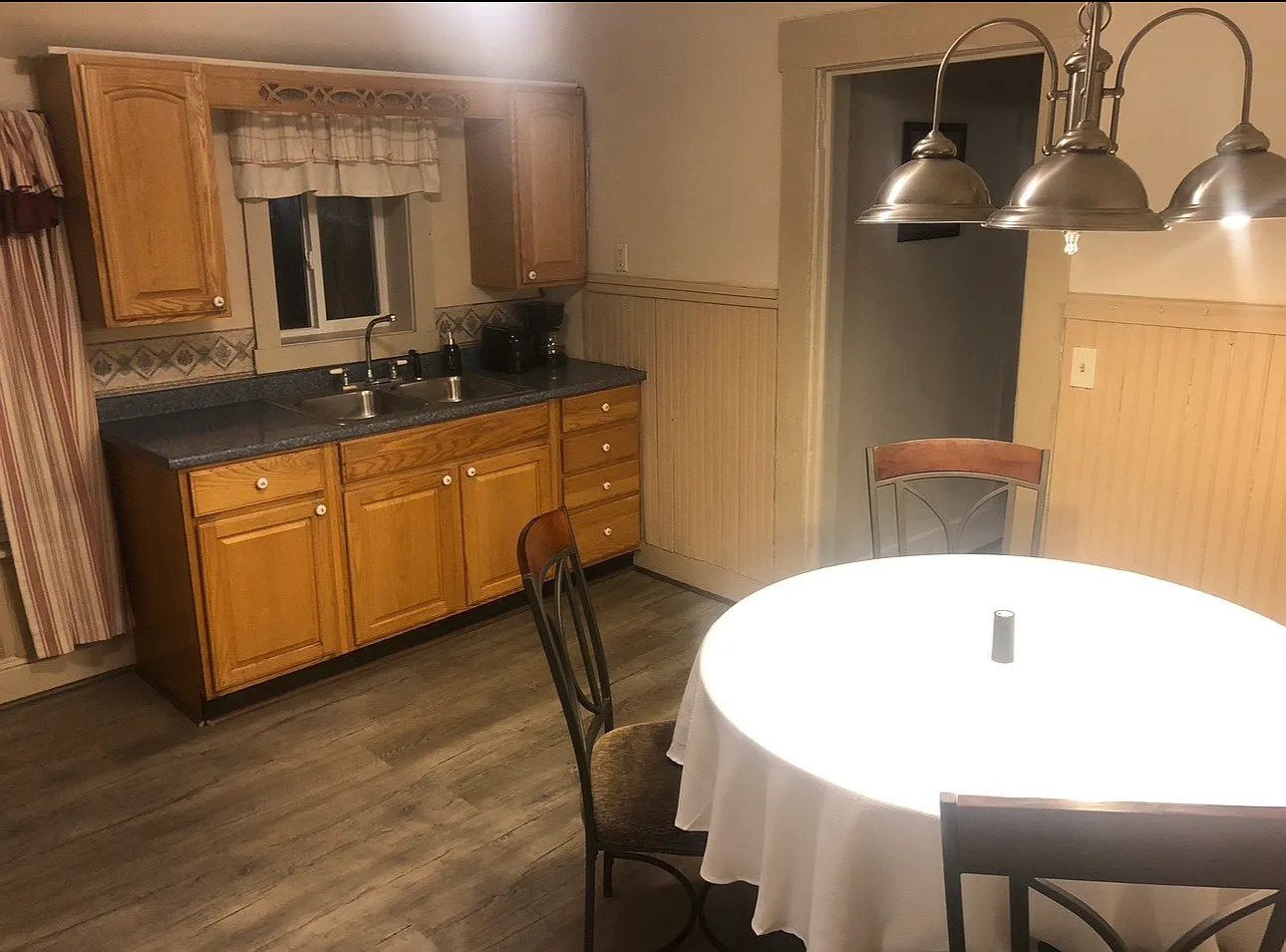 2 bed, 1000 sqft, $1,200 — Photo 2