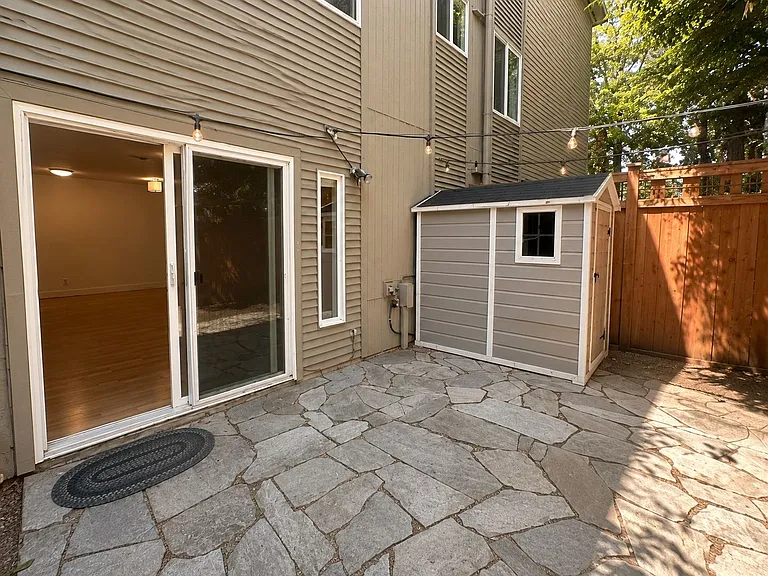 2111 E John St #104 — Photo 8