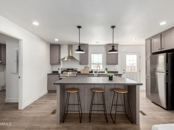 350 S SILVER Drive, Apache Junction, AZ 85120