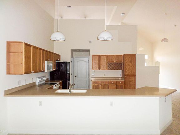 5th image of 3542 Tipperary Dr