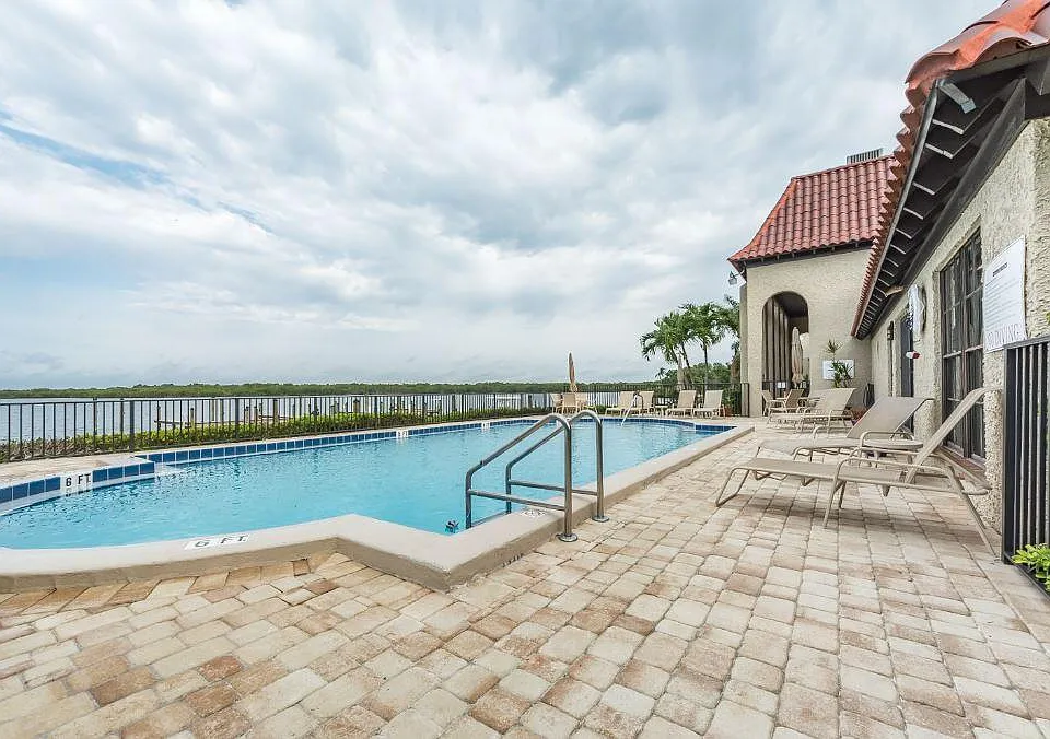 5151 Highway A1A #305