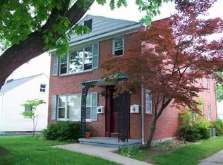 2320 Shroyer Rd, Oakwood, OH 45419