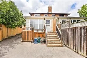1027 Bernhardt St — Photo 29
