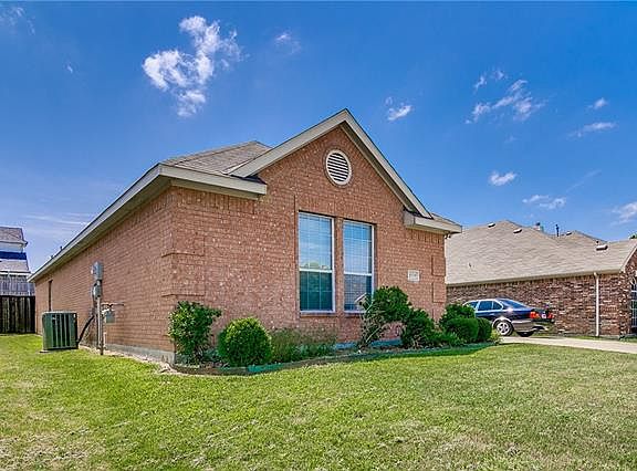 3rd image of 4509 Bonnywood Dr