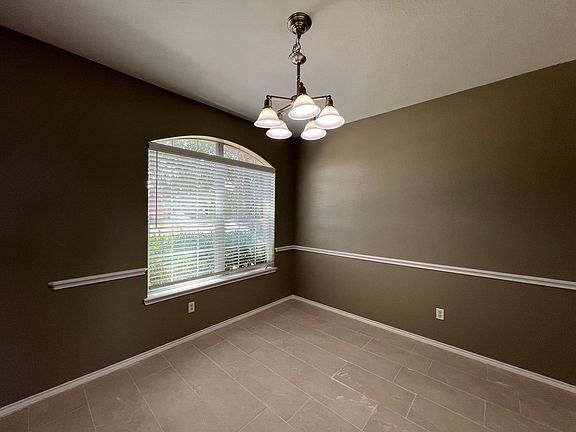 5th image of 8137 Plateau Dr