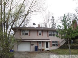 52 Winona St E, Saint Paul, MN 55107
