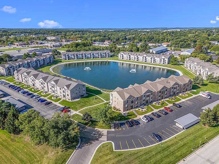 Oak Shores Apartments — Photo 53