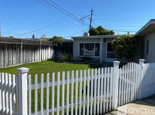 1119 Cobb St, San Mateo, CA 94401