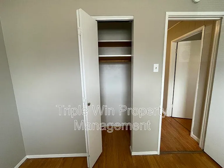 1895 Curtis Ct — Photo 28