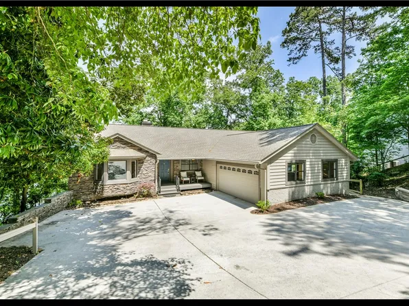 523 N Flagship Dr, Salem, SC 29676