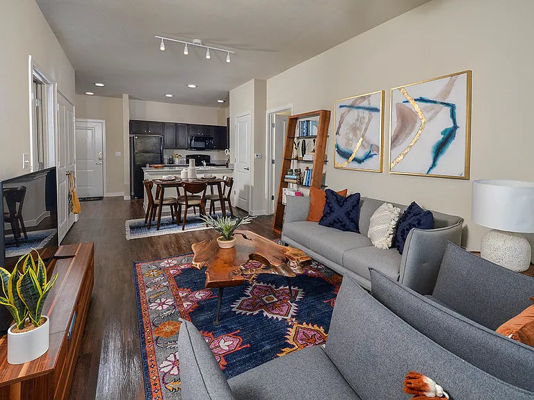Rio Lofts — Photo 14