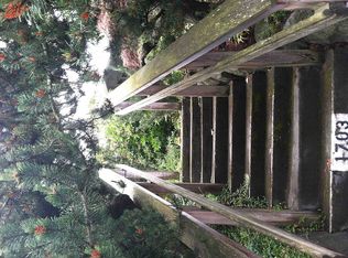 1703 NE 73rd St, Seattle, WA 98115