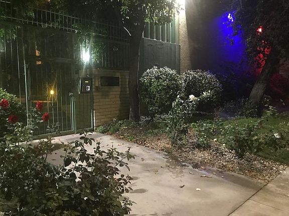 2nd image of 17424 Burbank Blvd