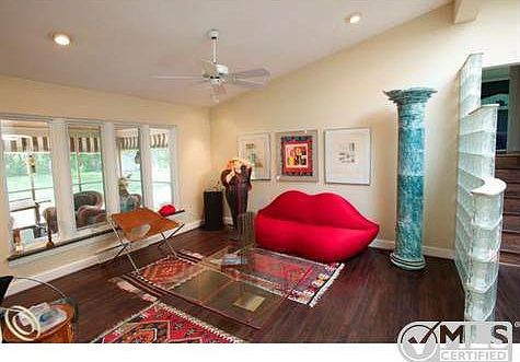 3rd image of 1652 Apple Ln