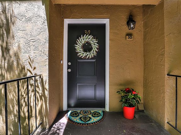 2nd image of 420 Alberto Way Unit 30