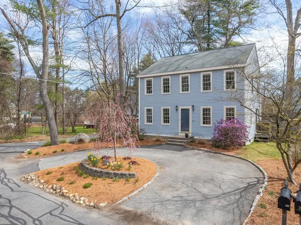 42 Lakewood Dr, Sudbury, MA 01776