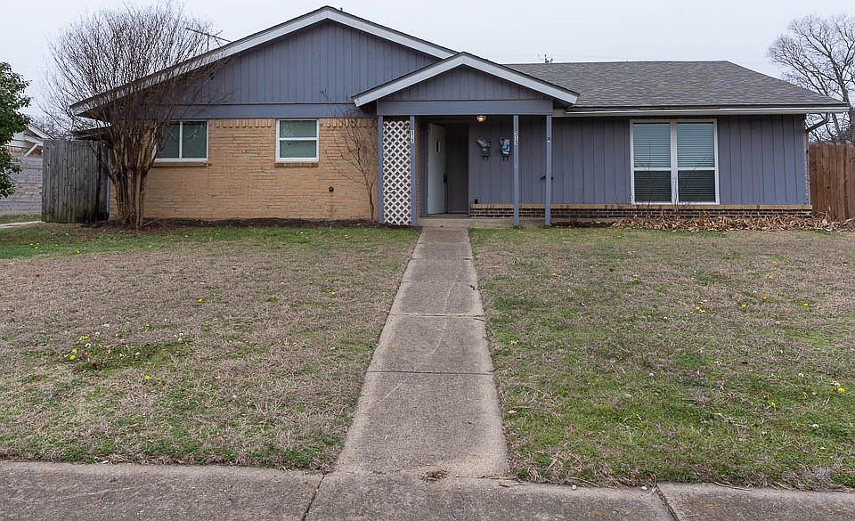 1st image of 315 Cliff Dr