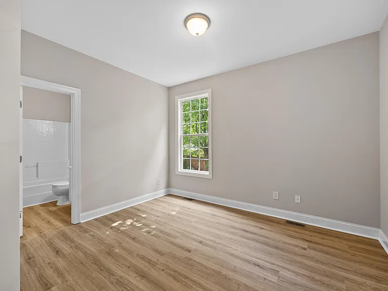 120 Hatchet Creek Ct — Photo 13