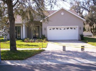 8651 Navajo Ave, Temple Terrace, FL 33637