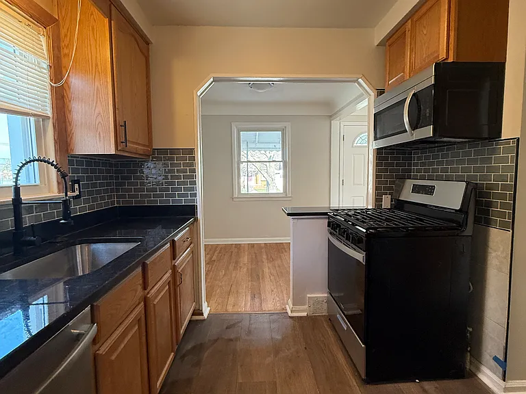 9616 Colwell Ave — Photo 20