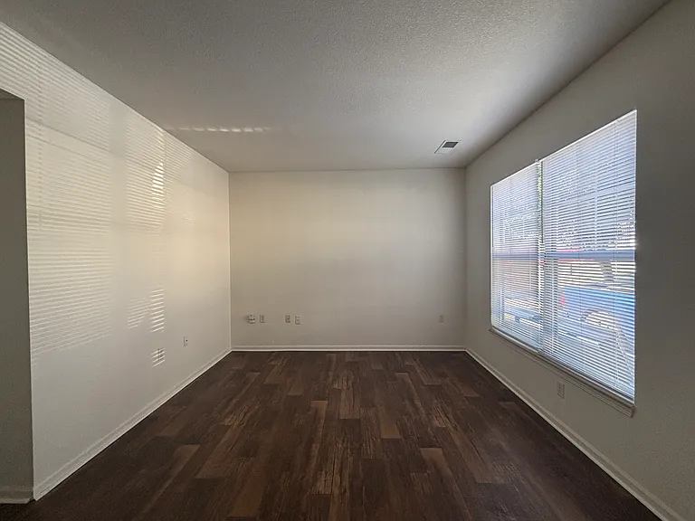 Turtle Hill Townhomes — Photo 14