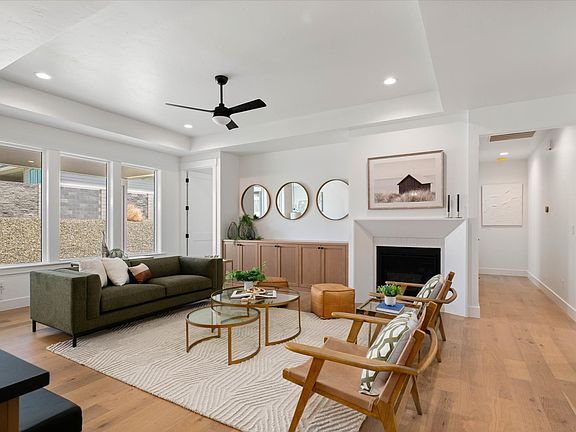 5th image of 670 Cortona Way