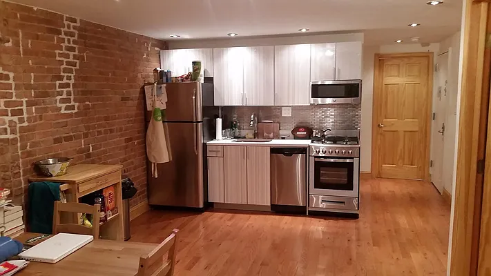 Rented by The Hamilton Group | media 48