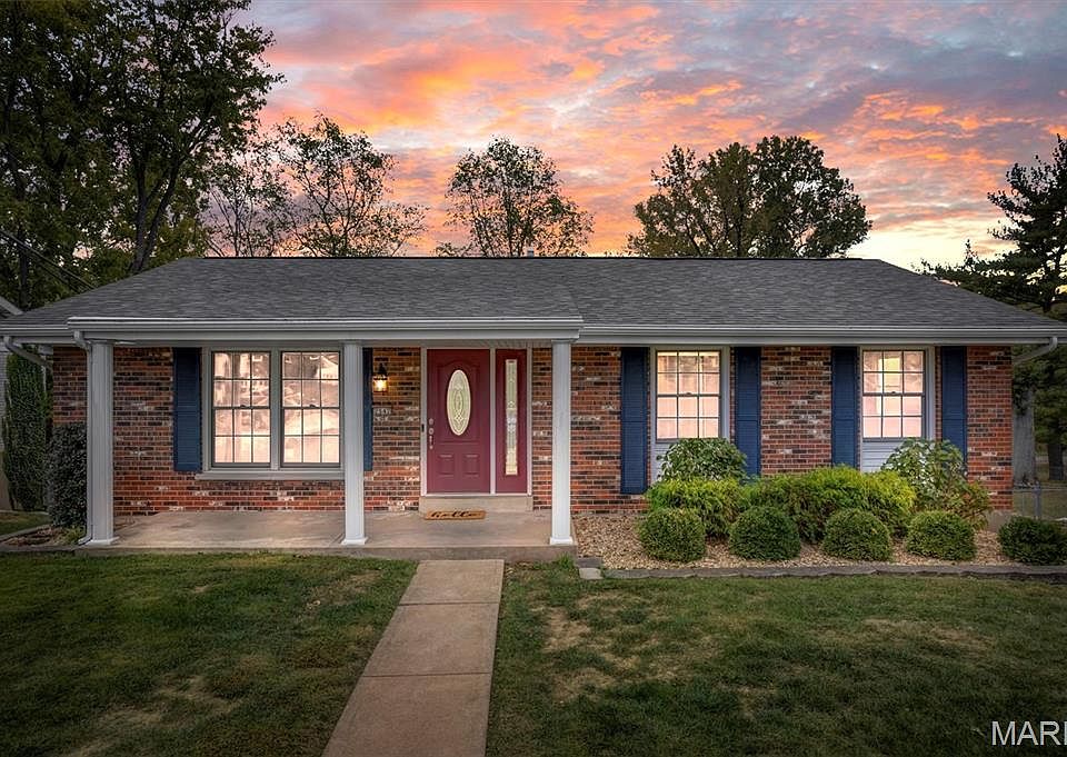 2542 Via Miralesta Dr, Saint Louis, MO 63125 | Zillow