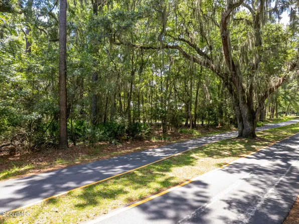 168 Pierce Butler Dr #3, Saint Simons Island, GA 31522