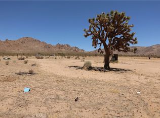 5 Oldenburg Rd, Apple Valley, CA 92307