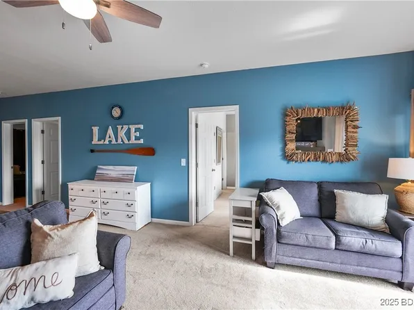 414 Cedar Heights Dr #2C, Camdenton, MO 65020