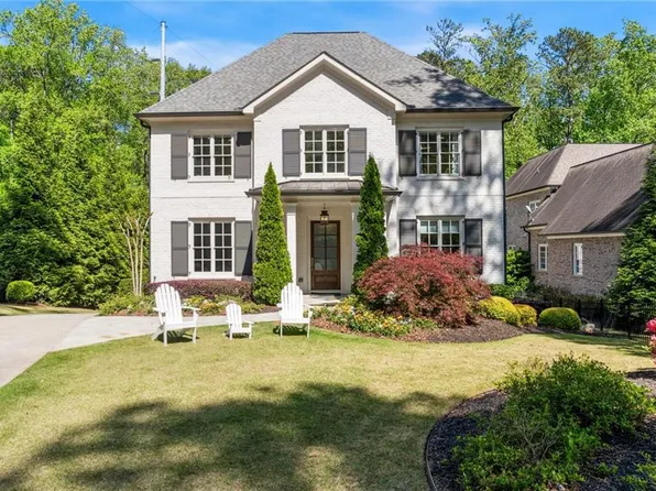 3091 Rhodenhaven Dr NW, Atlanta, GA 30327