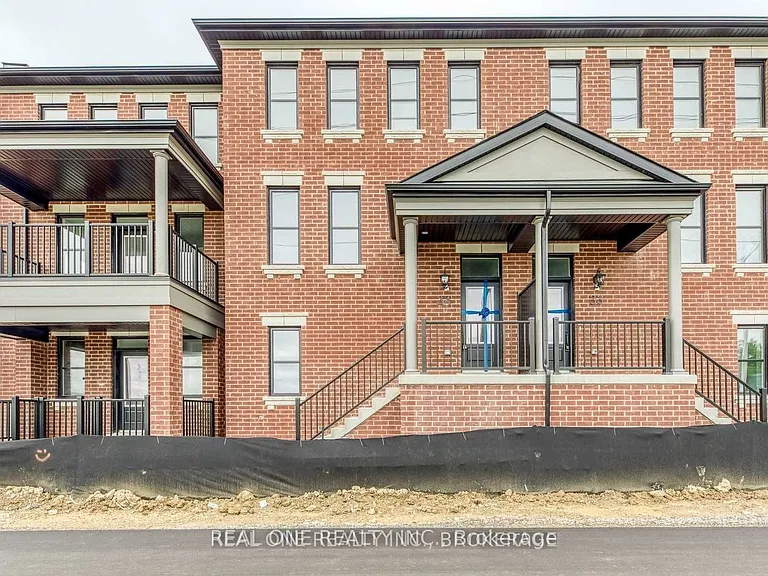 980 Logan Dr #34 — Photo 1