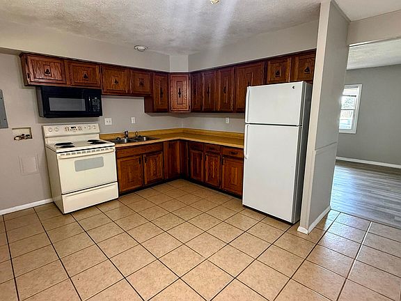 5th image of 3720 Allison Ave