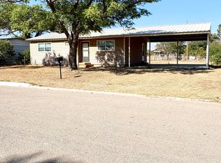409 Avenue K, Abernathy, TX 79311
