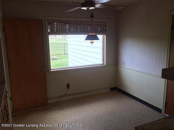 5th image of 1608 Loraine Ave