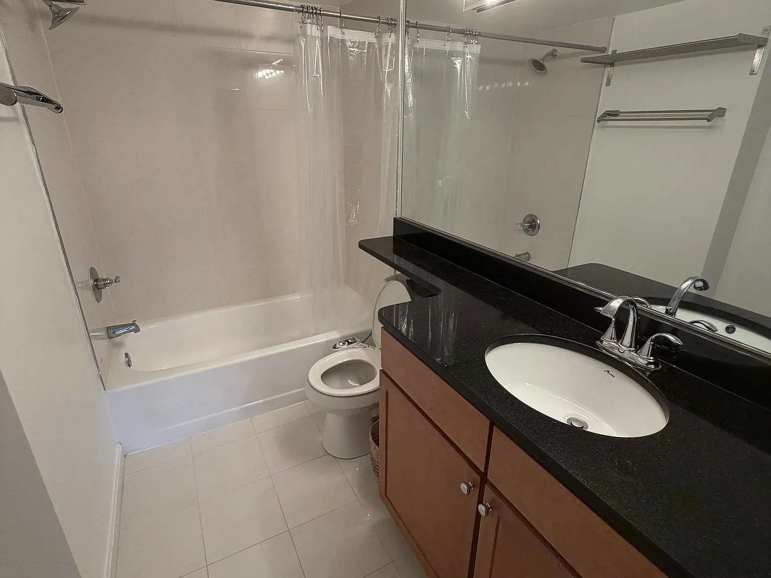 2 bed, 1074 sqft, $1,500 — Photo 4