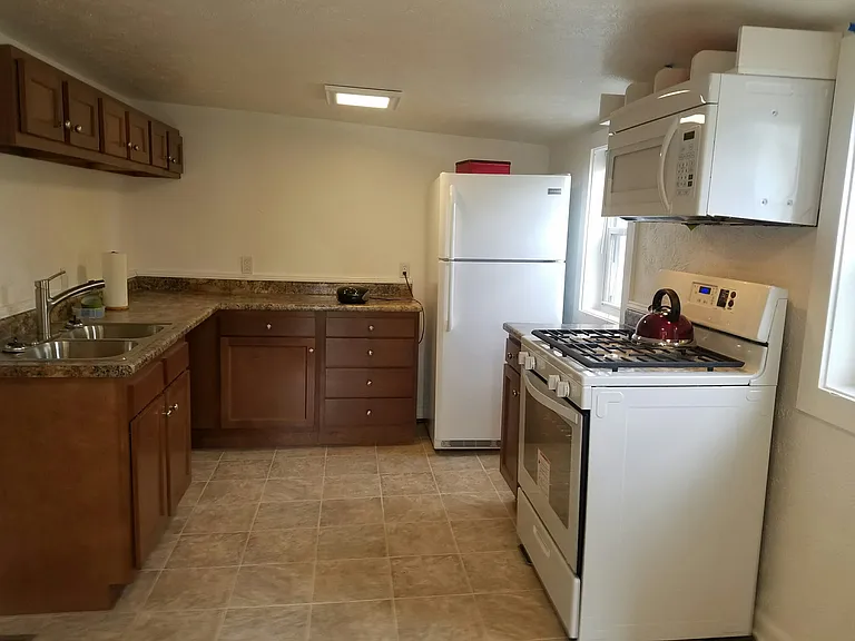 110 Indiana Ave NW — Photo 12