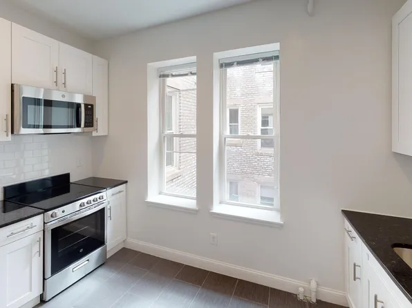 117 Sutherland Rd, Brighton, MA 02135