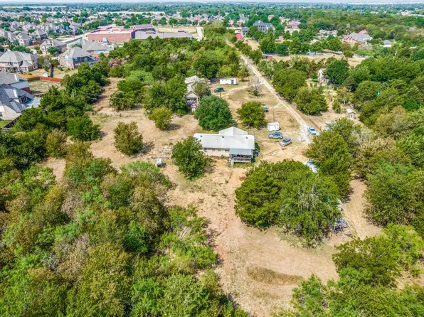 4923 S Carrier Pkwy, Grand Prairie, TX 75052