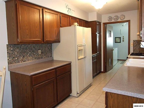 5th image of 1104 Glen Meadow Dr