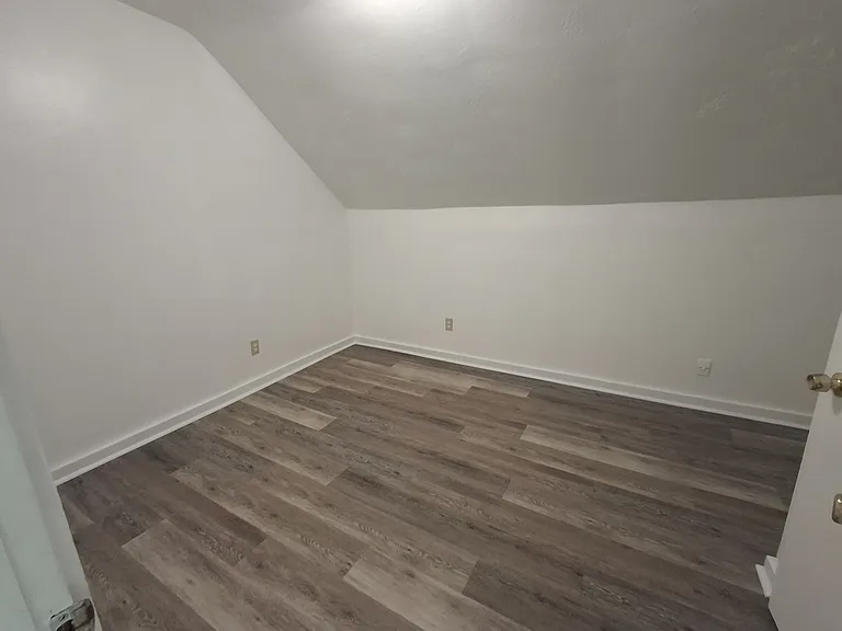 51 Columbia St #C — Photo 7