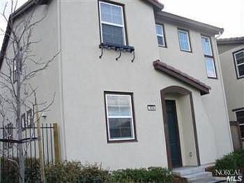 1st image of 1606 Centennial Dr